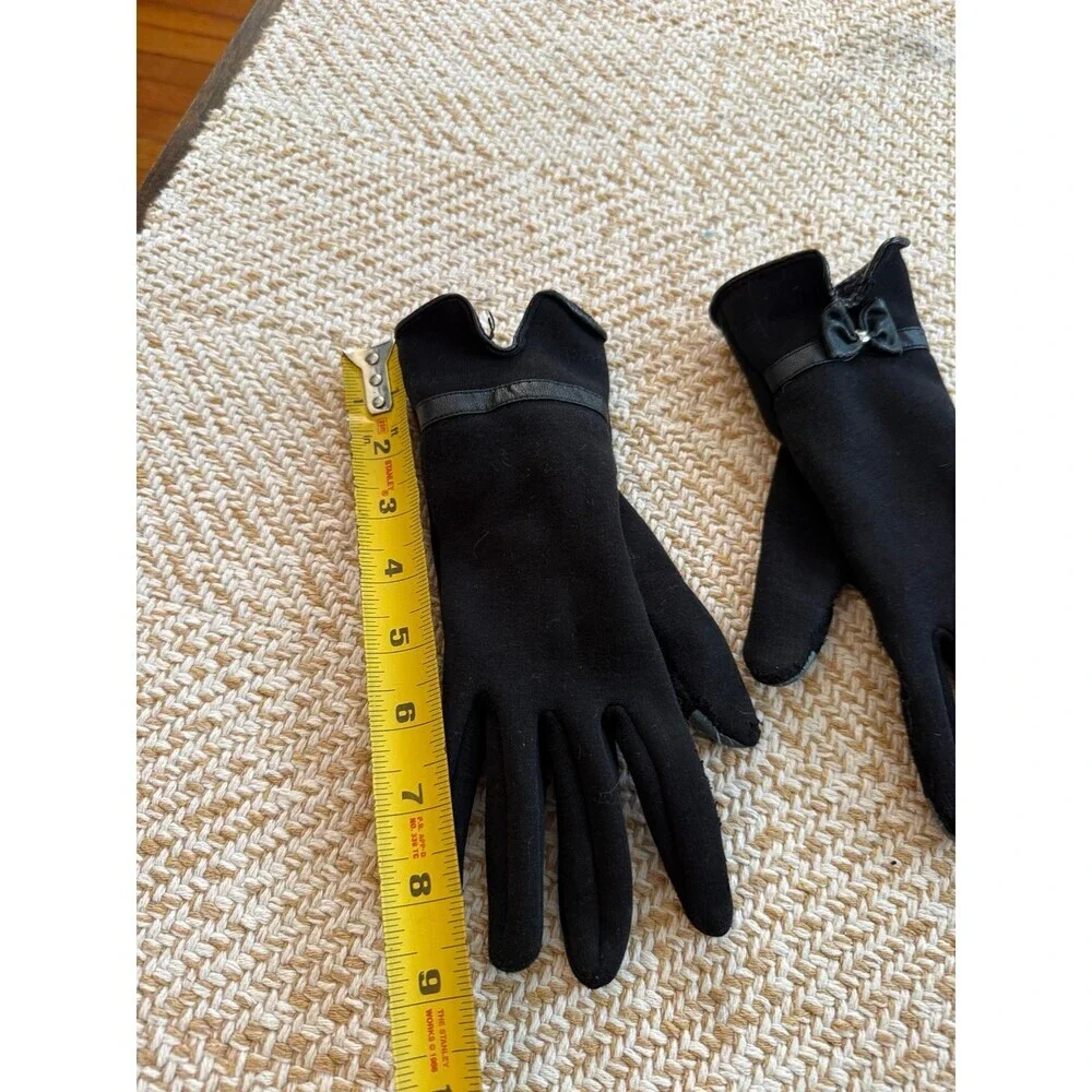 Black Touchscreen Gloves with Bow Detail